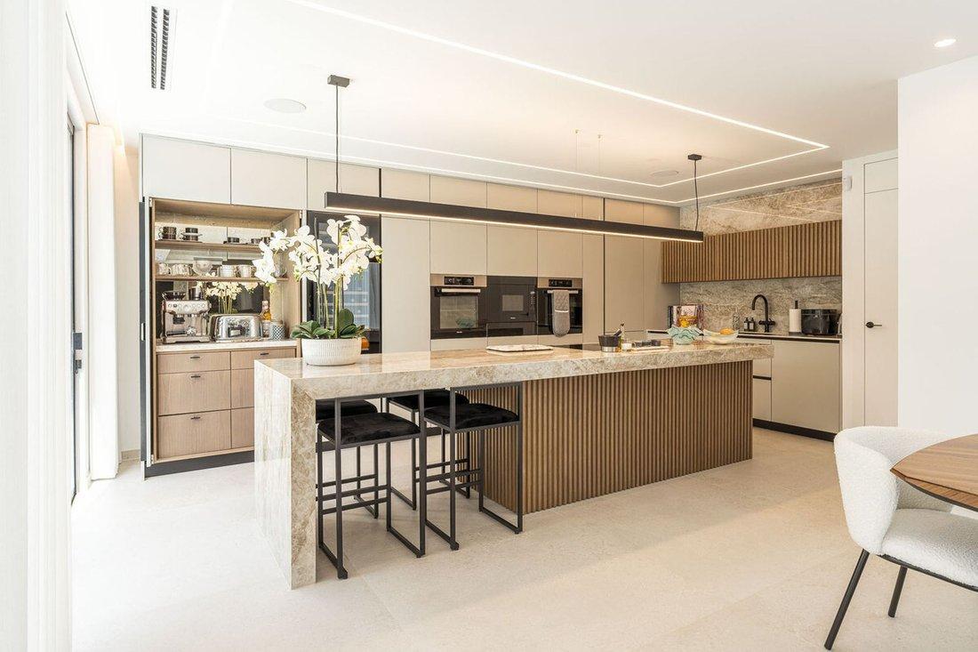 KITCHEN APPLIANCES